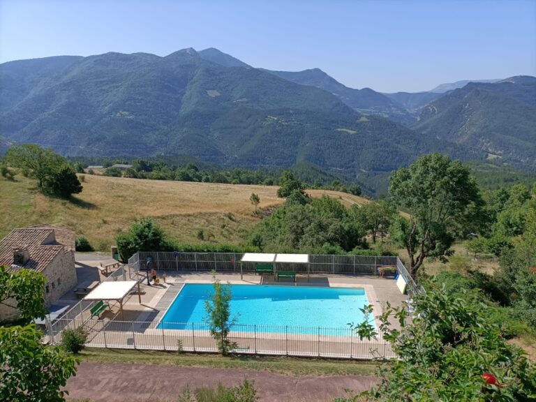 piscine pennes le sec